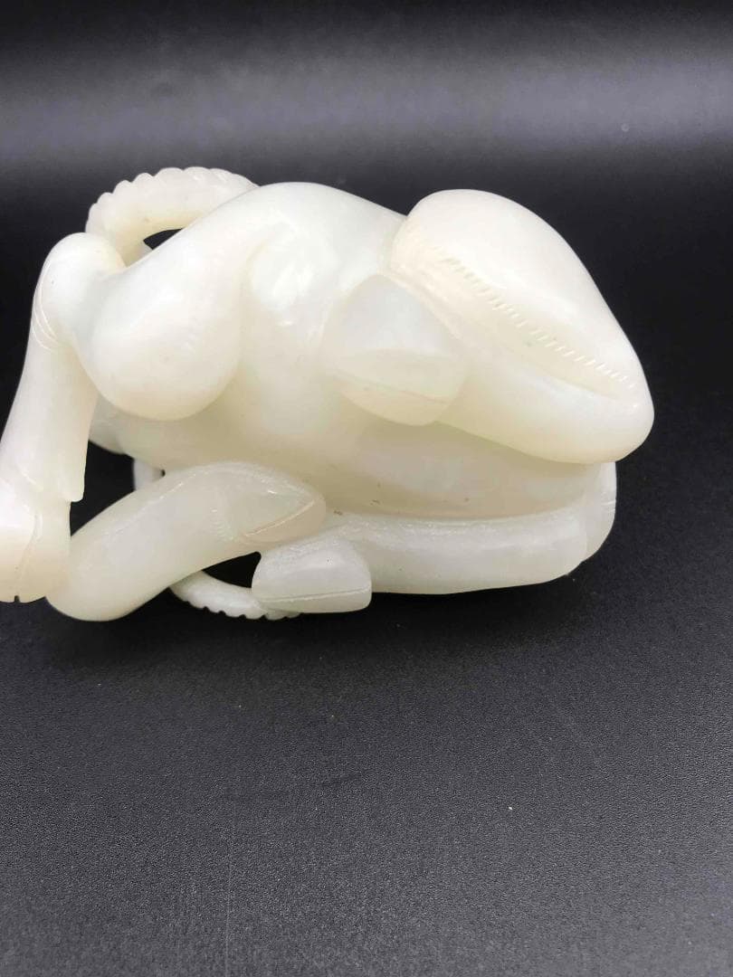 清時代　和田玉　瑞牛　和田白玉彫り　古玉石　時代物　賞物(F-19)