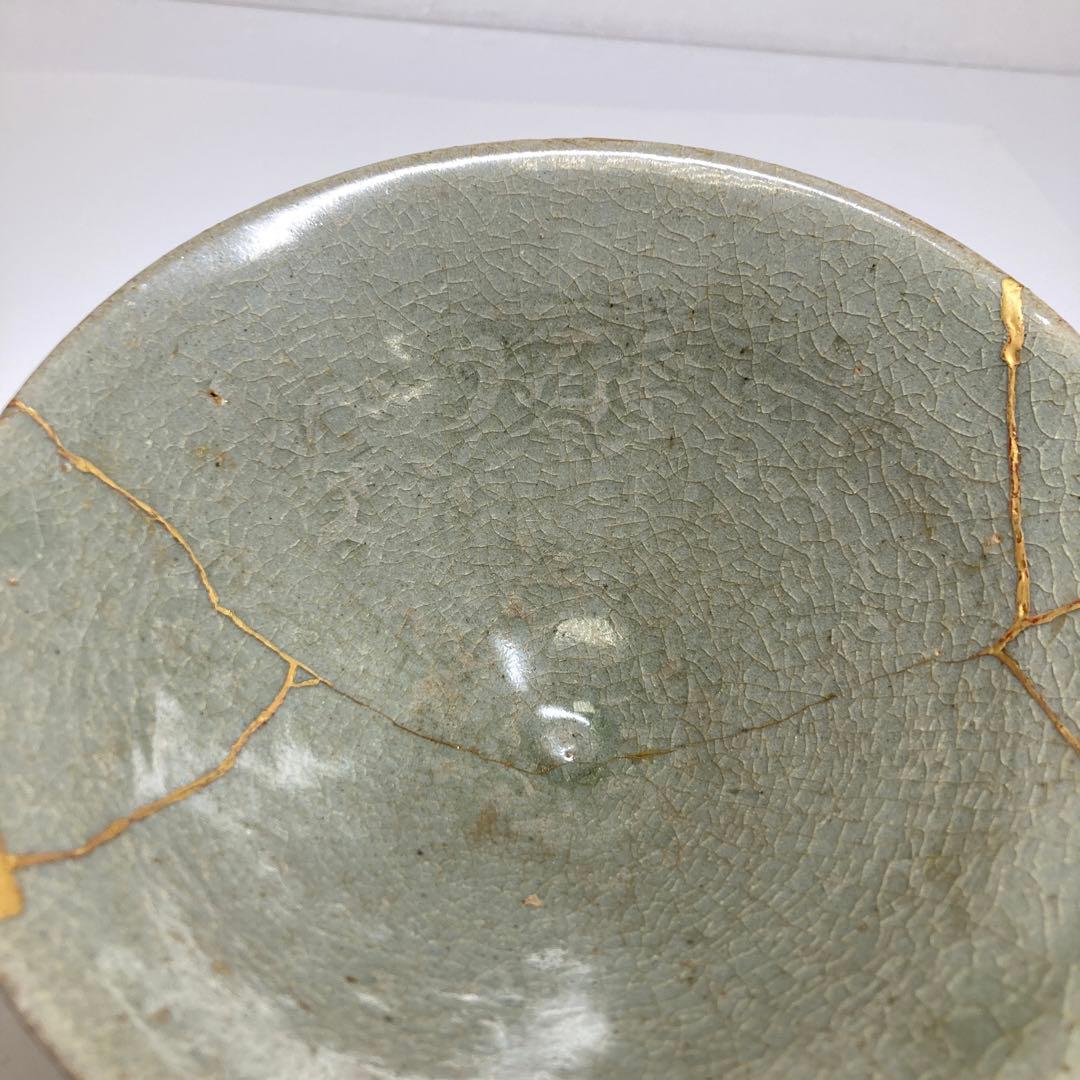 16世紀　高麗青磁陽刻文　幅約16.2㎝　タエオ　東さ7-0331①