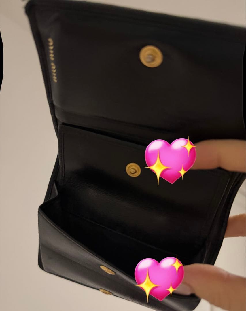 miumiu マテラッセ　財布　二つ折り　ブラック　レザー