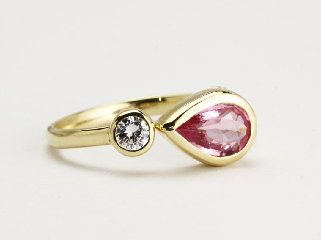 K18製ピンクサファイア・ダイヤモンドリング