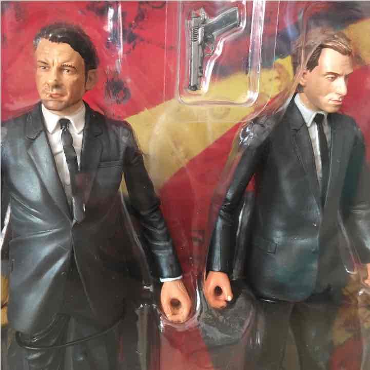 年末年始セール　レザボアドッグス フィギュア　NECA