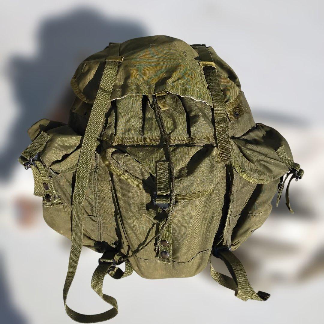 米軍　使用　オリーブドラブ バックパック