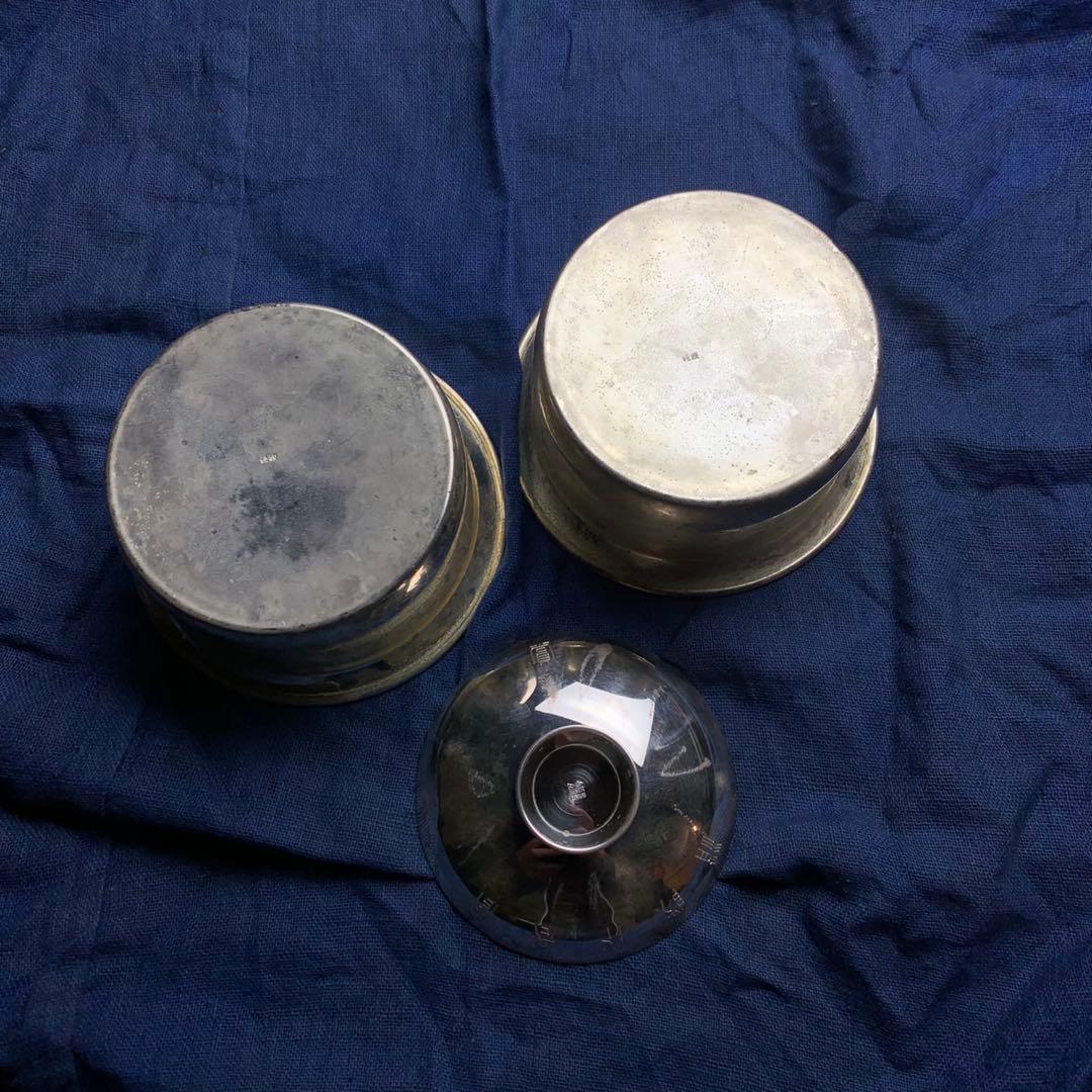 【銀杯】と【用途不明の容器 2点】