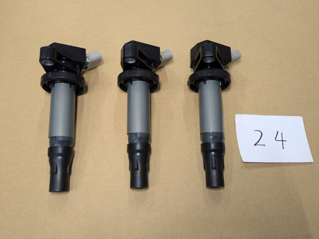 ダイハツミラーハイゼットウェイクイグニッションコイル三個セット　NO24