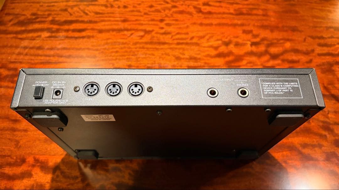 Roland MT-32 音源モジュール