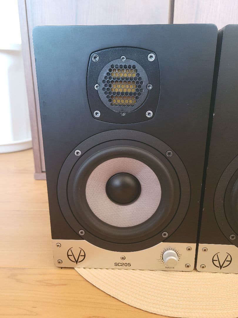 EVE AUDIO SC205 スタジオモニタースピーカー