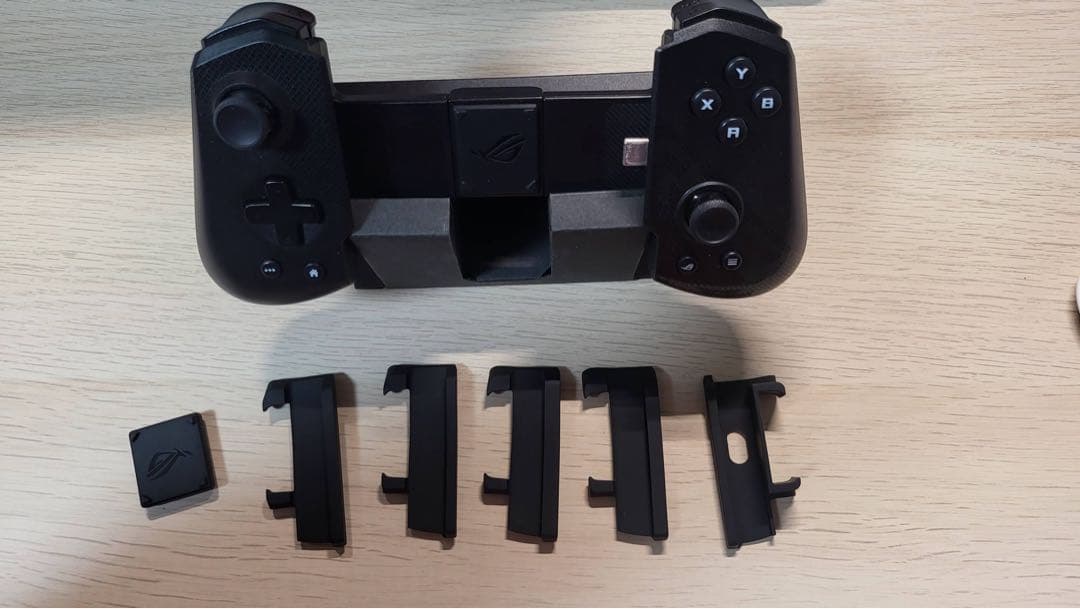 ROG TESSENモバイルコントローラー／スマホ用折りたたみ式／美品