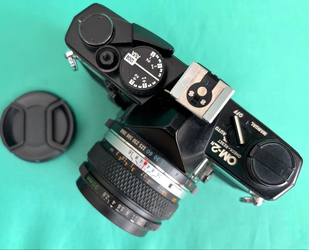 ★ OLYMPUS OM-2N BLACK + 広角レンズ 35mm