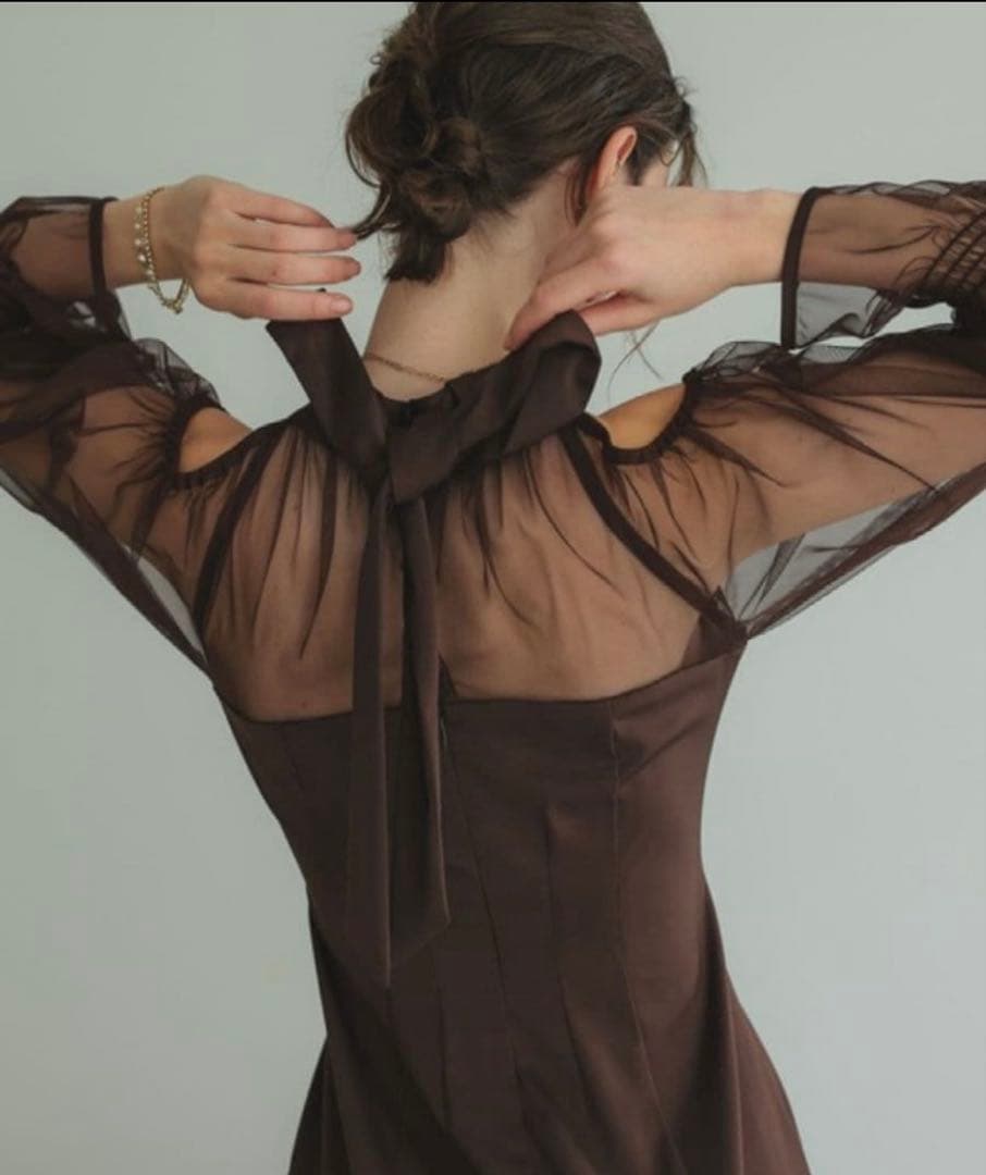 カットアウトマーメイドドレス ブラウン Sサイズ ワンピース