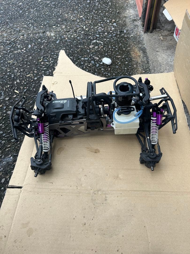 サベージX4.6 オフロードRCカー ガソリンエンジン