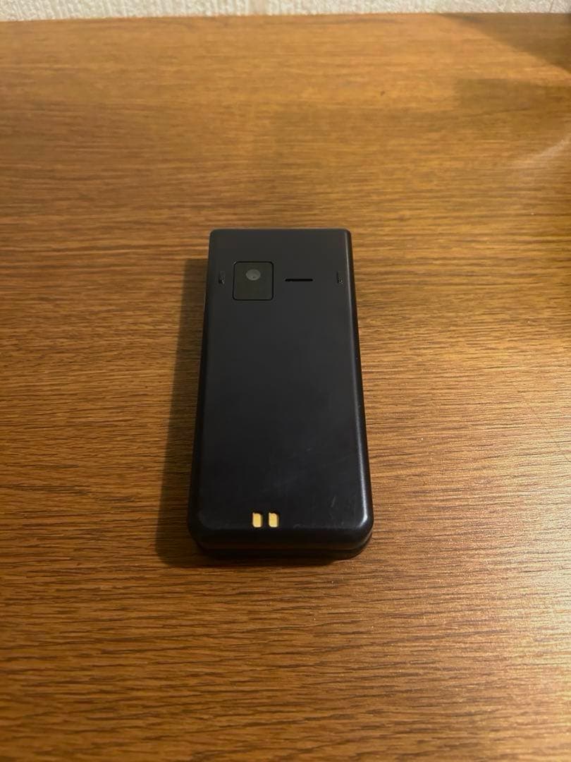 arrows 携帯電話　ガラホ　ベーシック F-41C simフリー