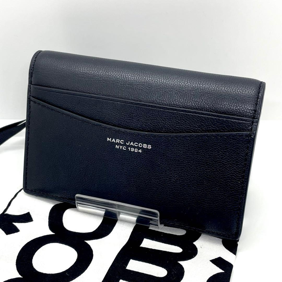 マークジェイコブス ブラック 二つ折り財布