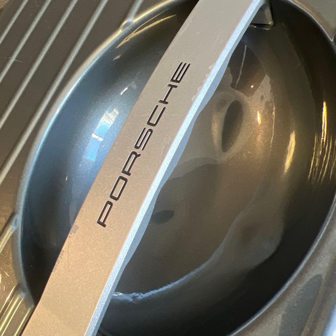 リモワ　ポルシェ コラボ　スーツケース　機内持ち込み