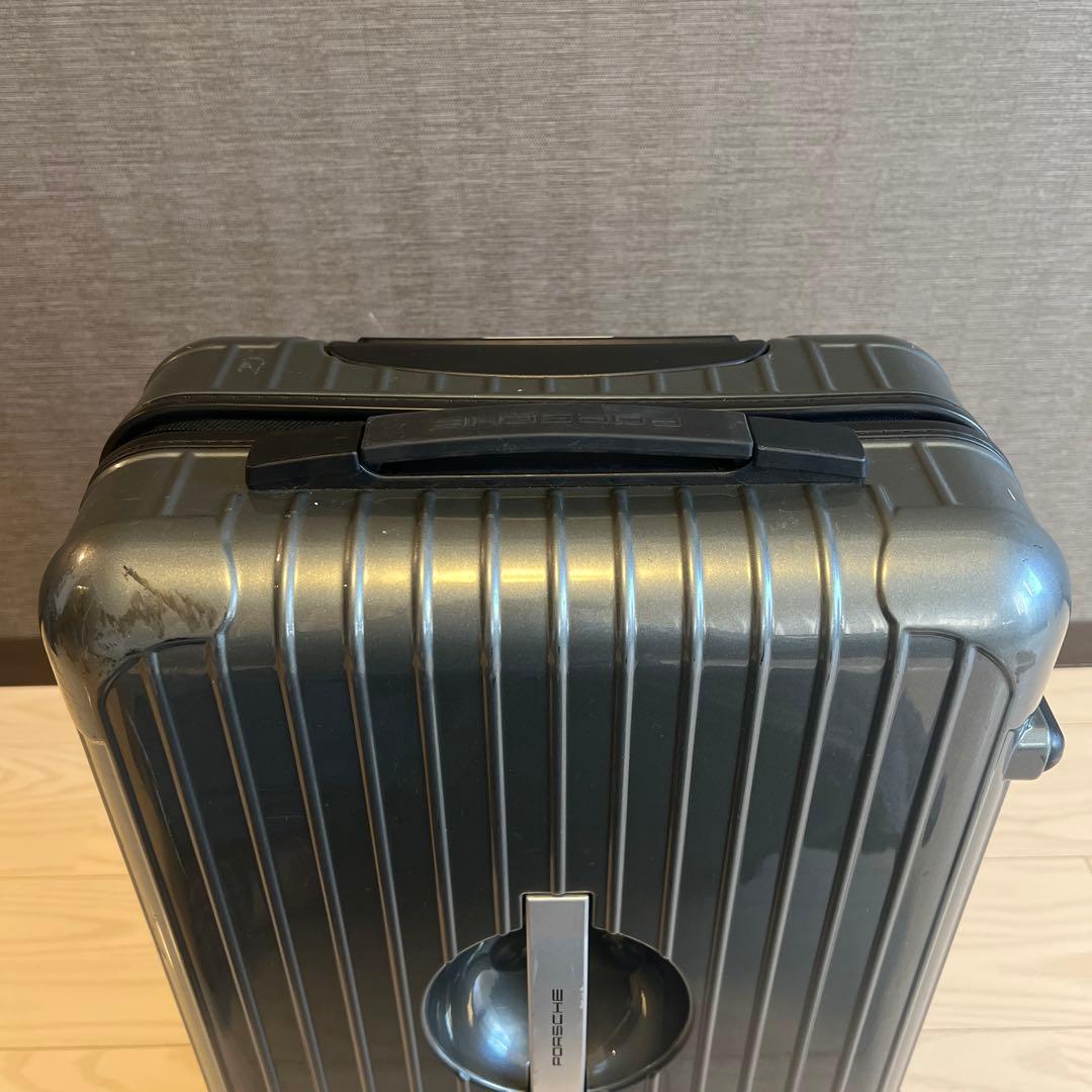 リモワ　ポルシェ コラボ　スーツケース　機内持ち込み