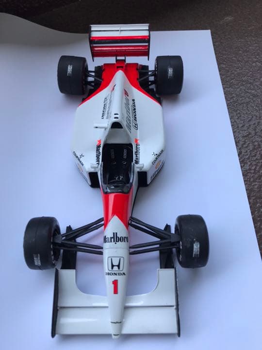 タミヤ　1/20 マクラーレン　MP4/7 ホンダ　完成品
