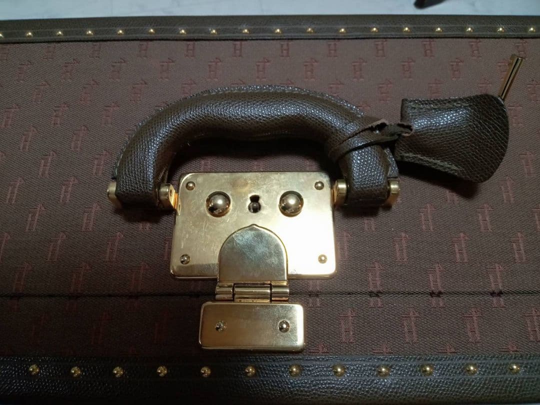 r*u様 ヘルノ☆　イタリア製HERNO ブランドキャリーケース　レトロデザイン