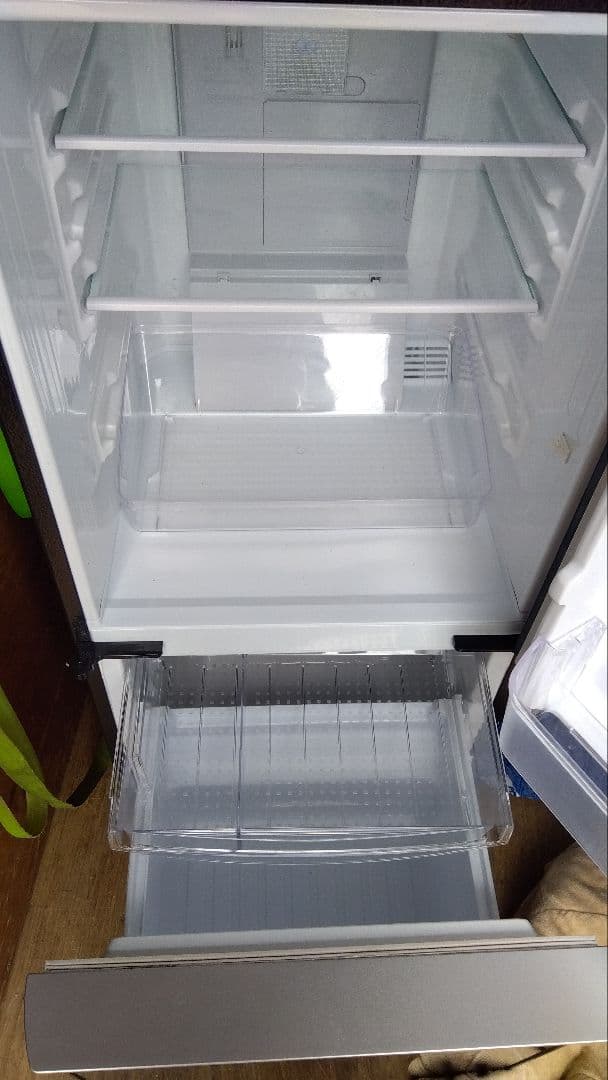 g*m様 2020年 美品 シャープ ノンフロン冷蔵庫 2ドア 137L SJ-