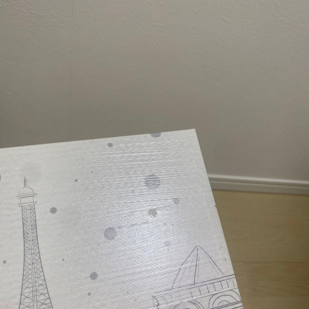 オリバーガル　CHANEL