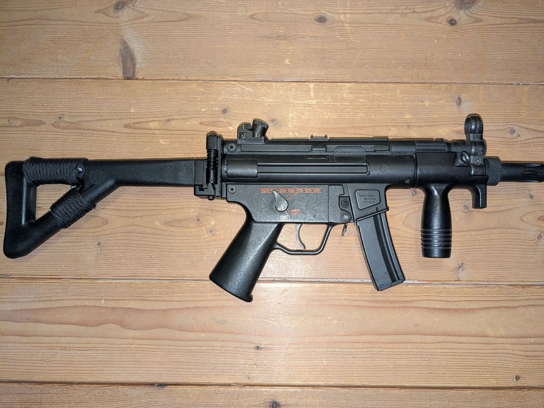 東京マルイ　MP5　クルツ　カスタム品