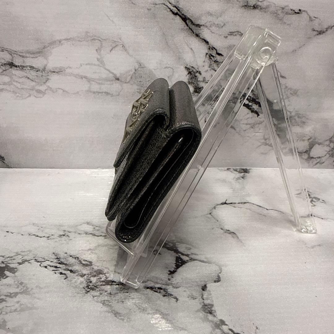 (美品)大人気、ジミーチュウ、折財布、3つ折、オールレザー、スタッズ、メタリック