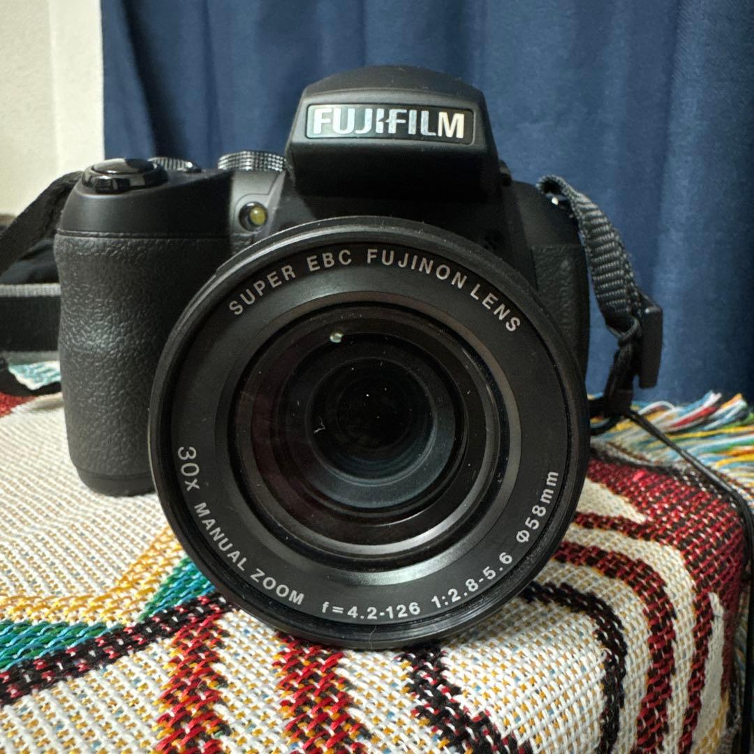 FUJIFILM デジタルカメラ finepix hs30exr