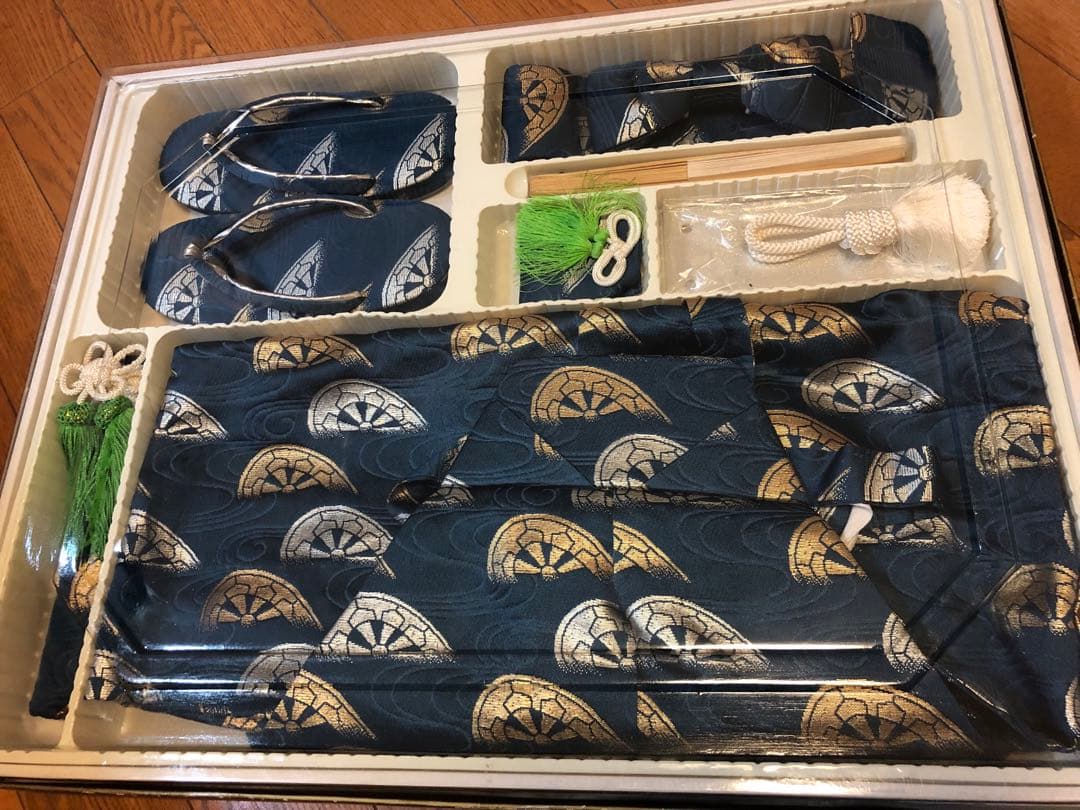 七五三 男の子 着物 袴　フル セット 鶴 波模様