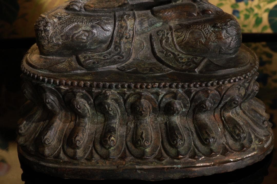 BE856 チベット仏　アミターバ　阿弥陀如来坐像　銅製　仏教美術