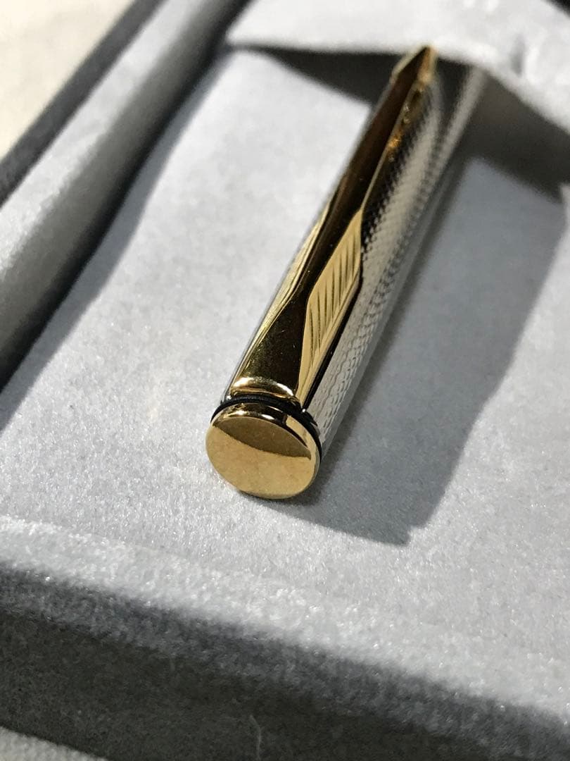 パーカー ボールペン PARKER インシグニア シルバーグレンドルジュ 廃盤