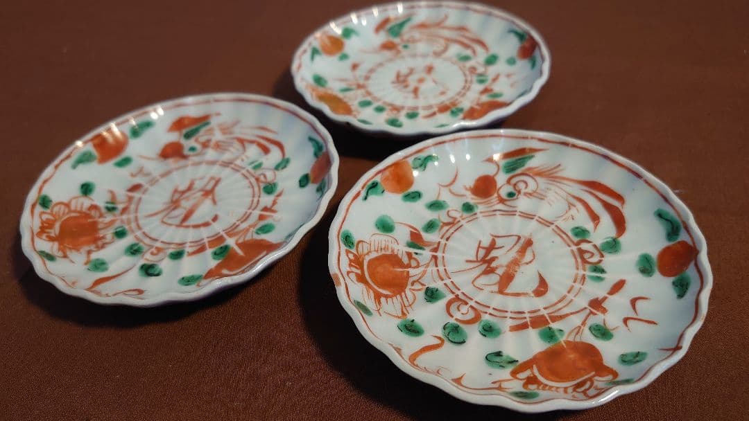 赤絵　李朝　古玩　春日山窯　九谷焼　呉須赤絵　豆皿　鑑賞陶器　蔵出し　３客