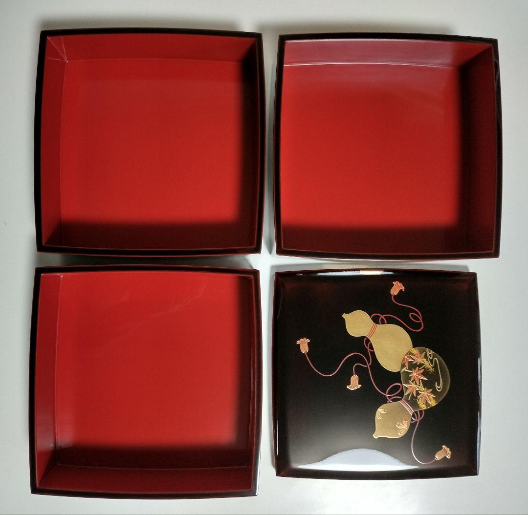 輪島塗　蒔絵六瓢の図　胴張三段重　重台付き　作家もの