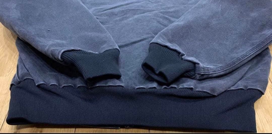 カーハート　carhartt　アクティブジャケット　星型タグ　黒