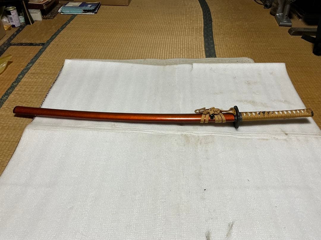 模造刀二本組　布付き　刀立て無し【中古品　完全な模造刀となります】。