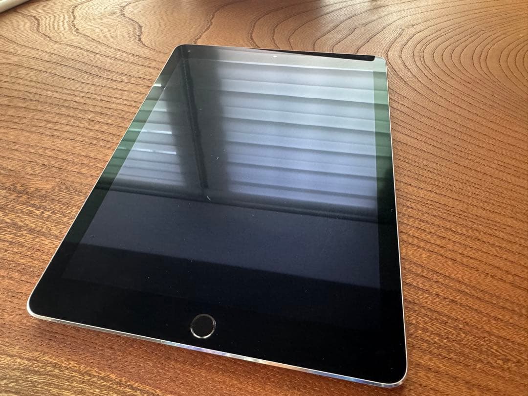 iPad Air2 MGTX2J/A 128GBシルバー 本体のみ