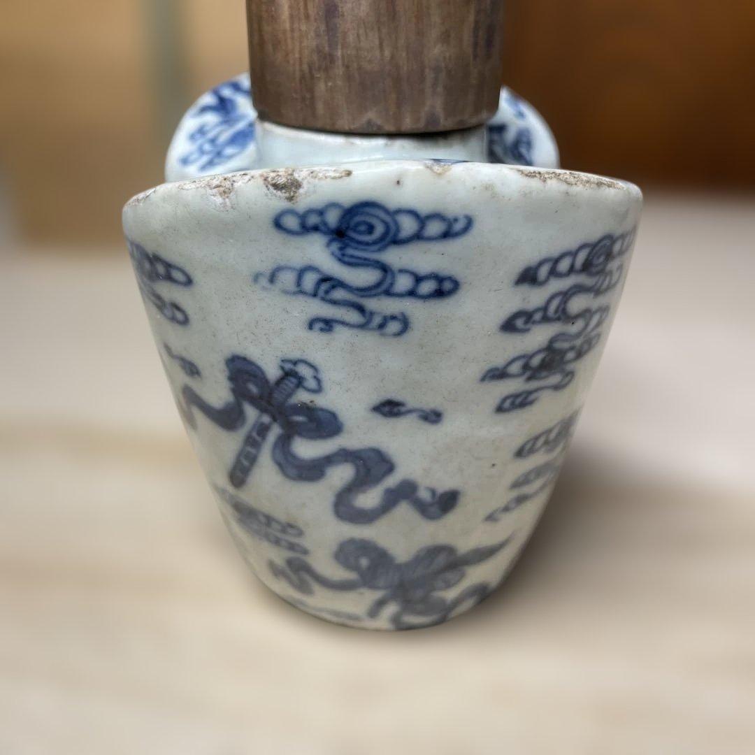 古染付分銅型茶壷　箱付