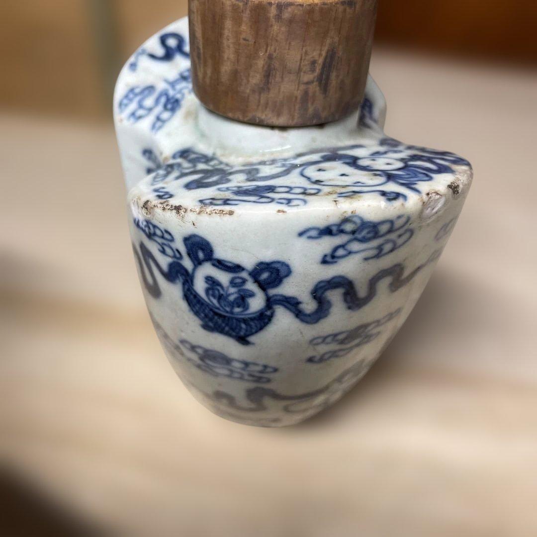 古染付分銅型茶壷　箱付