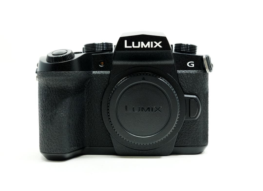 1456ショット　Panasonic LUMIX G99D ボディ＋グリップ美品