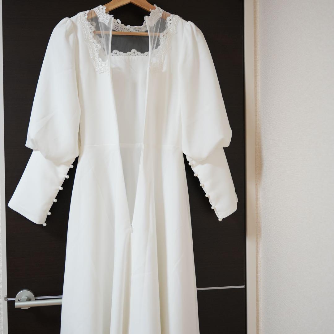 レトロ風ウェディングドレス(袖あり)