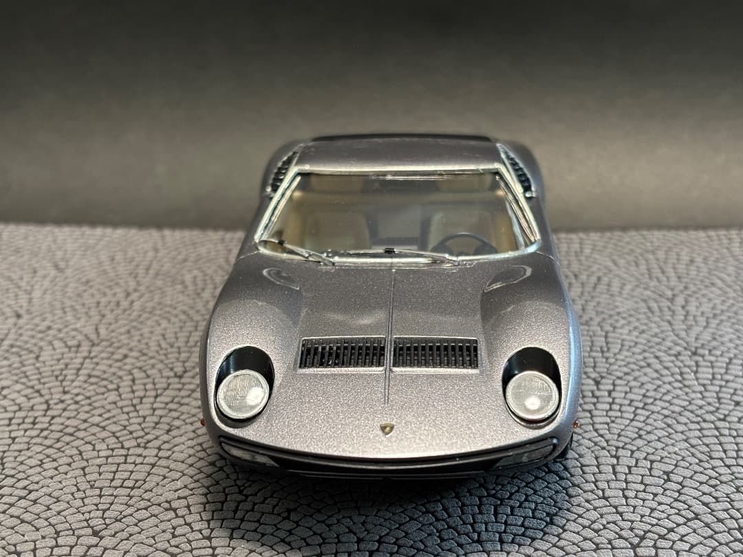 ハセガワ　ランボルギーニミウラ 1/24 完成品