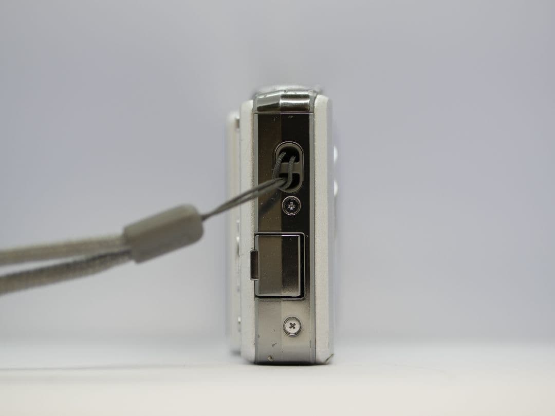 デジタルカメラ DMC-FS7