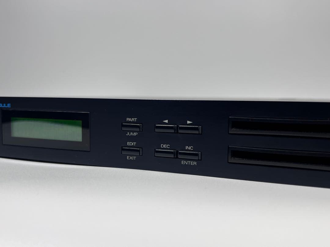 Roland U-110音源モジュール