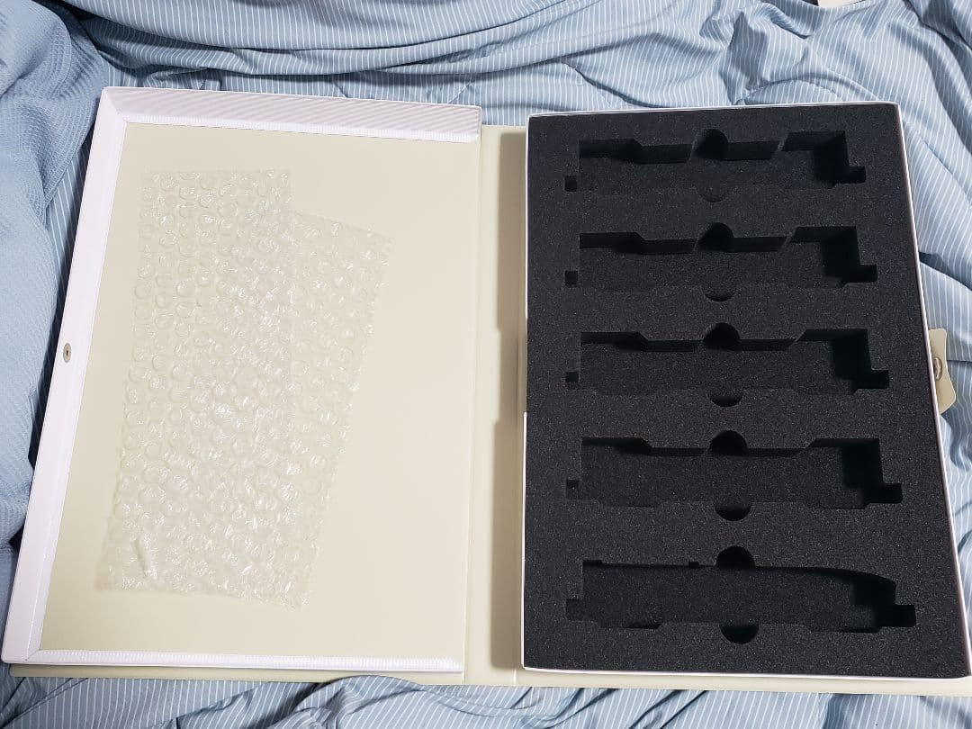 岡*大様 KATO 10-1447 E001系 四季島 室内灯付