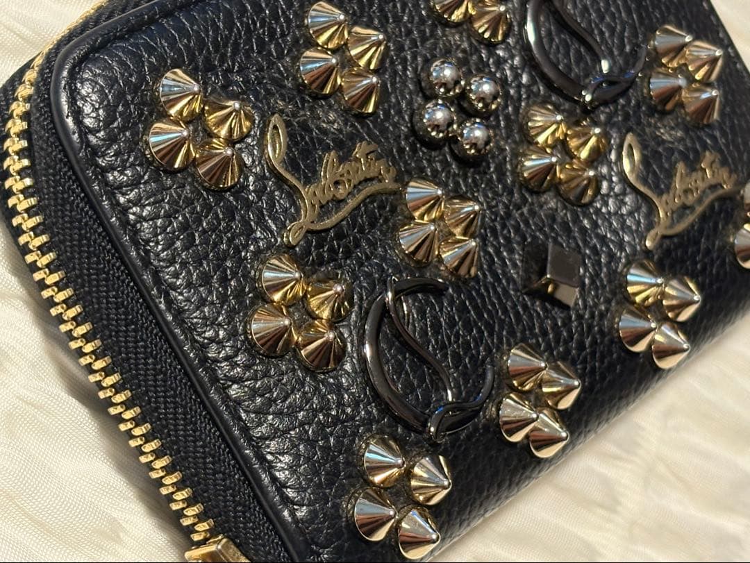 クリスチャンルブタン お財布 カードケース 小銭入れ ケース スタッズ