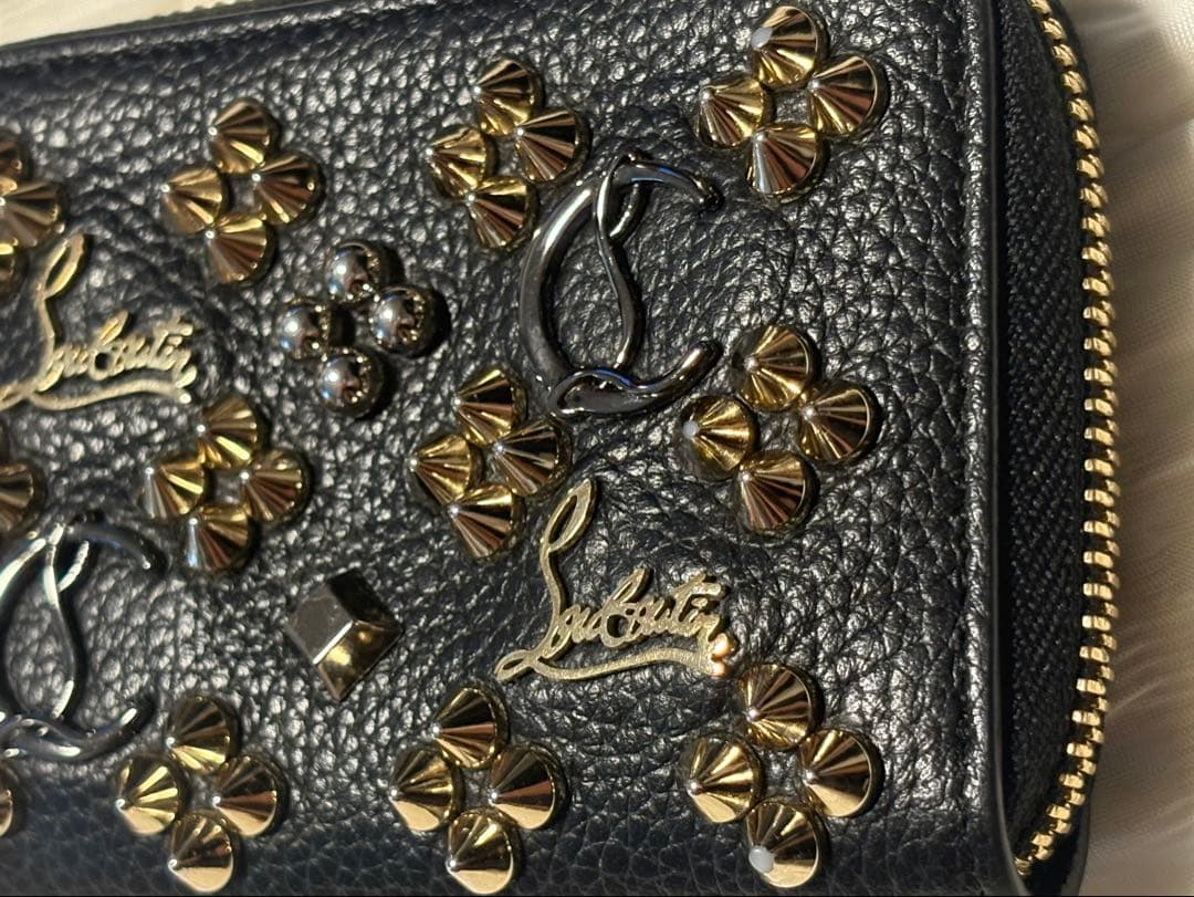 クリスチャンルブタン お財布 カードケース 小銭入れ ケース スタッズ