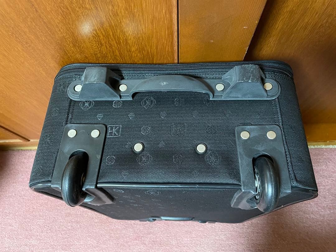 氷川きよしキャリーケース　キー付き