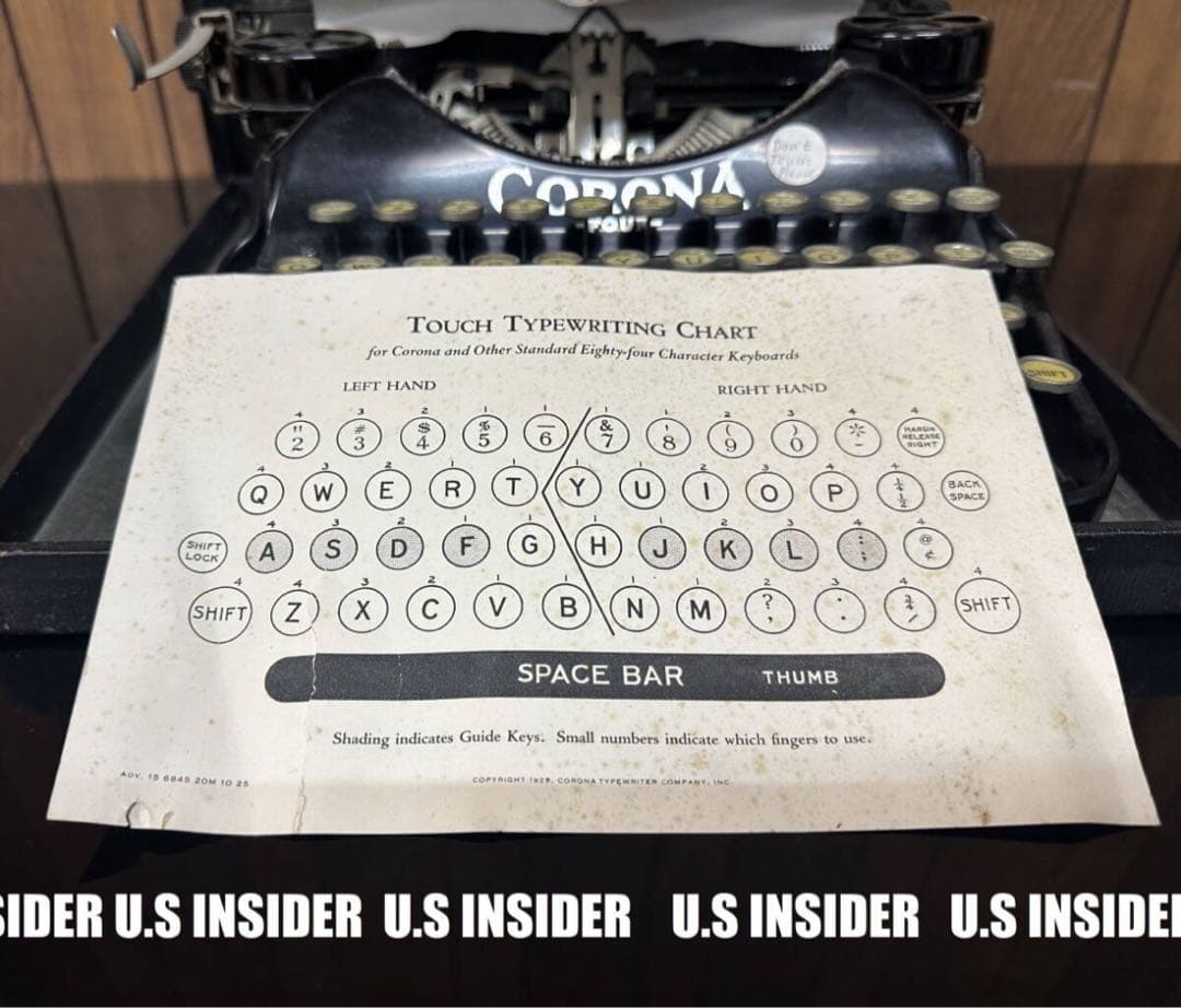 1924年頃 コロナ4 / ポータブルタイプライター　アメリカン・ヴィンテージ