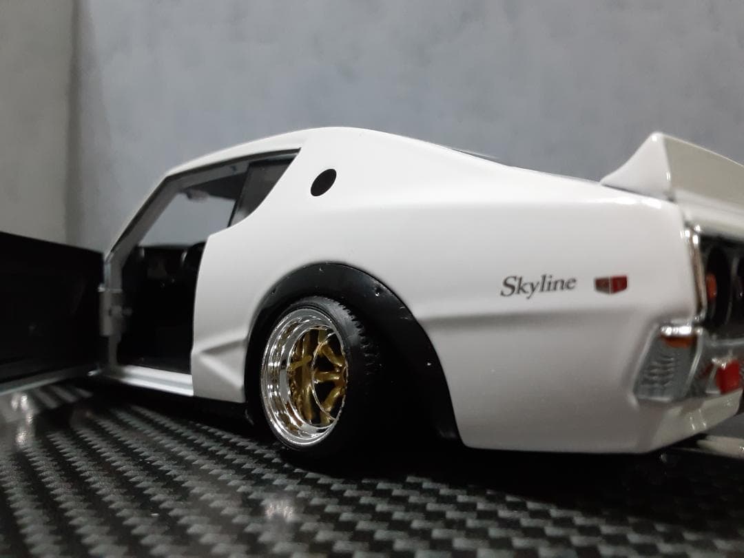 Maisto 1/24 日産 ケンメリ GT-R カスタム改 ワタナベ 金