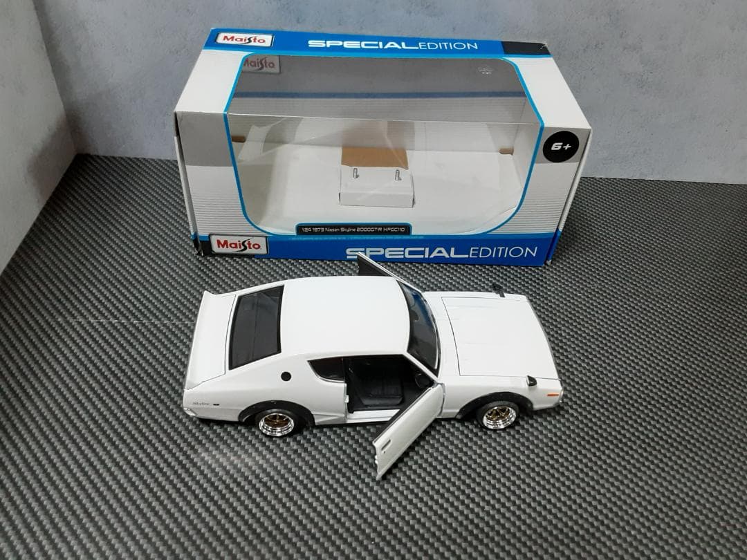 Maisto 1/24 日産 ケンメリ GT-R カスタム改 ワタナベ 金