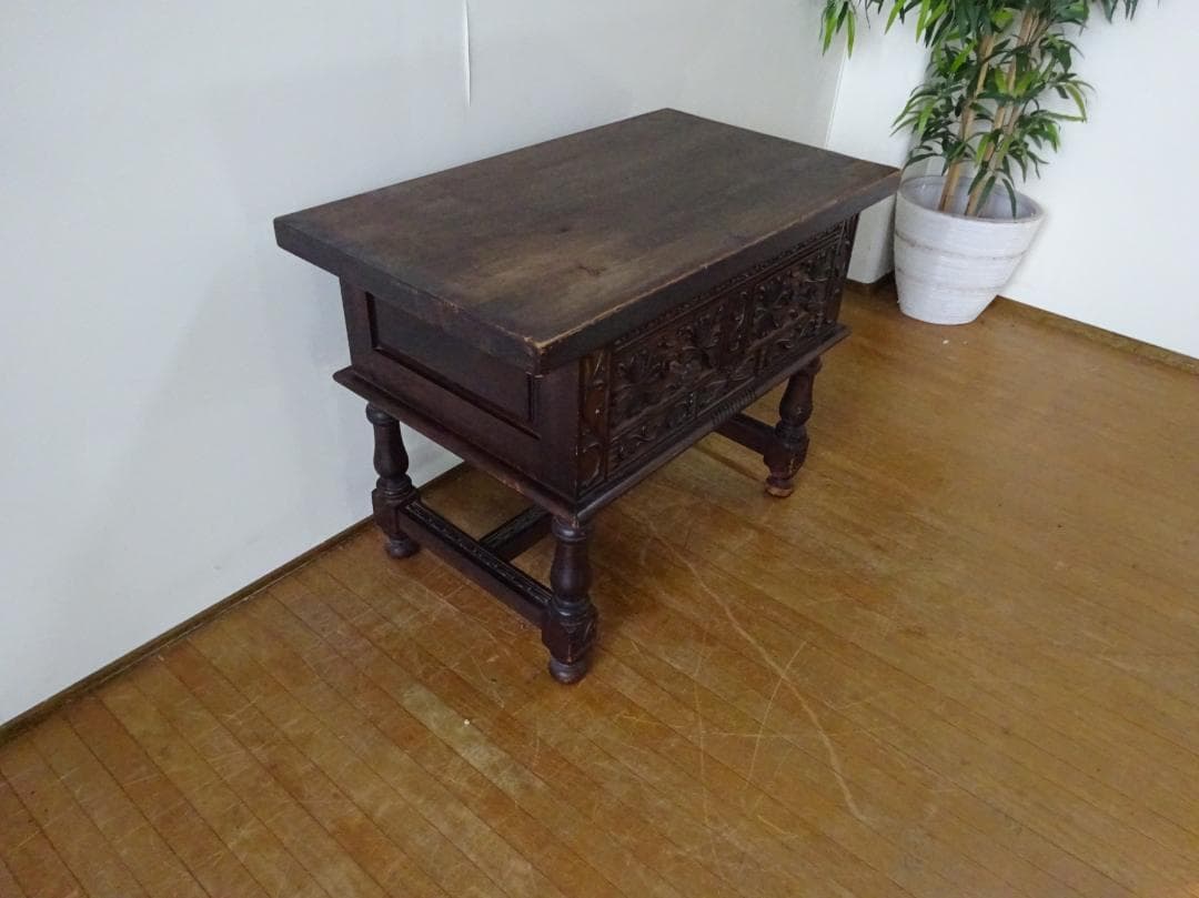 アンティーク家具　コンソールテーブル　キャビネット　収納家具