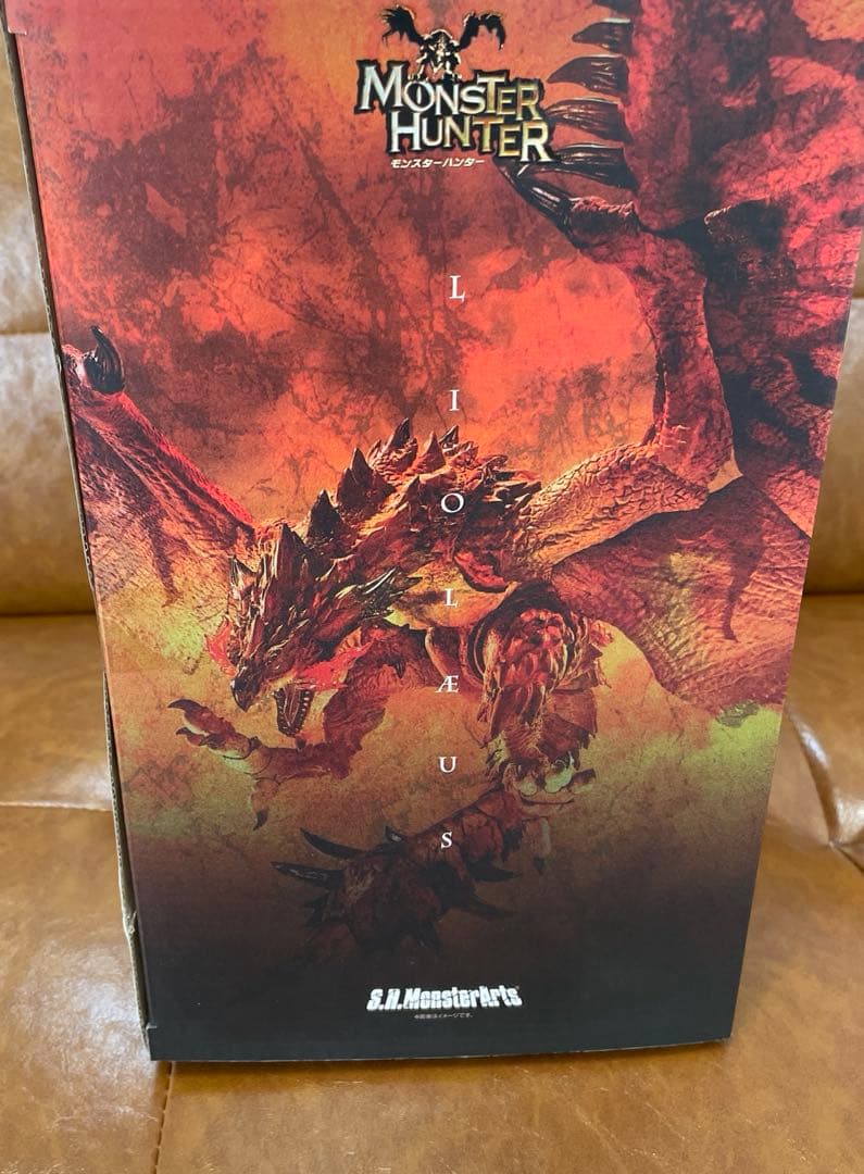 S.H.モンスターアーツ　リオレウス モンスターハンター　新品　モンハン