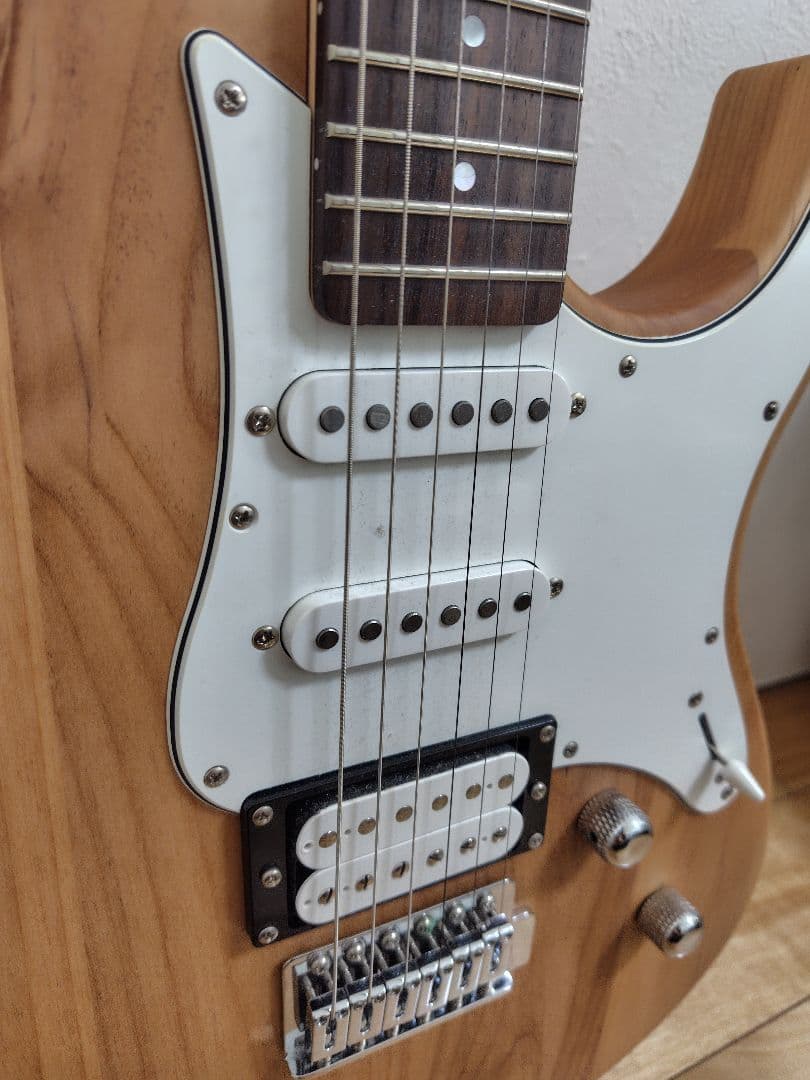 Yamaha PACIFICA112v エレキギター